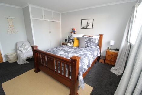 Photo of property in 10 Studholme Street, Waimate, 7924