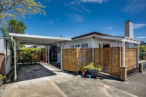 Photo of property in 123 Taradale Road, Onekawa, Napier, 4110