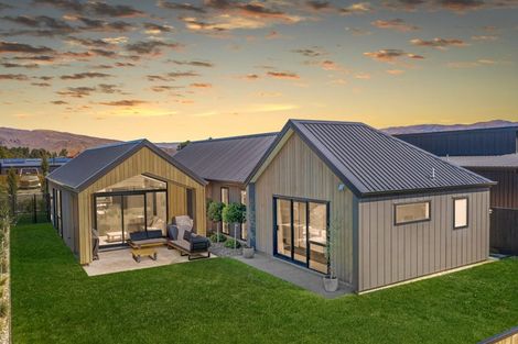 Photo of property in 19 Vintage Street, Cromwell, 9310