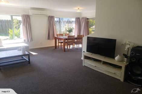 Photo of property in 8a Aotea Road, Glen Eden, Auckland, 0602