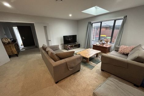 Photo of property in 10 Puhara Avenue, Parklands, Christchurch, 8083