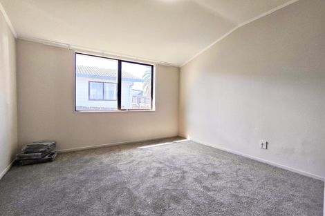 Photo of property in 2/4 Martha Lane, Weymouth, Auckland, 2103
