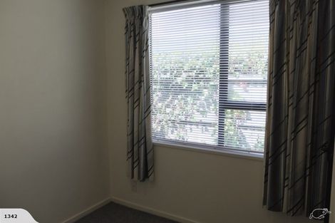Photo of property in 2/605 Barbadoes Street, Edgeware, Christchurch, 8013