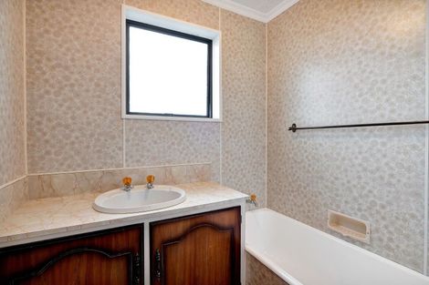 Photo of property in 14 Tayler Street, Eltham, 4322