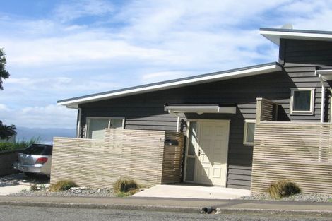 Photo of property in 35 Chartwell Drive, Crofton Downs, Wellington, 6035