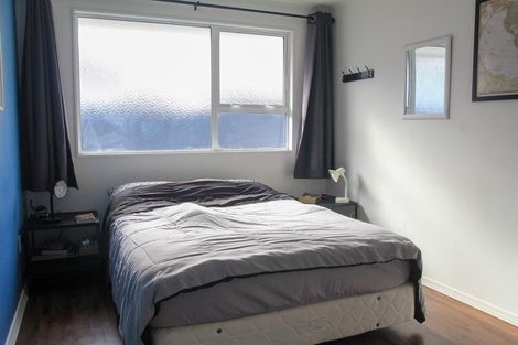 Photo of property in 2/43 Leighton Avenue, Waiwhetu, Lower Hutt, 5010