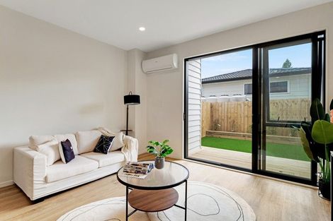 Photo of property in 2/40 Bahari Drive, Ranui, Auckland, 0612