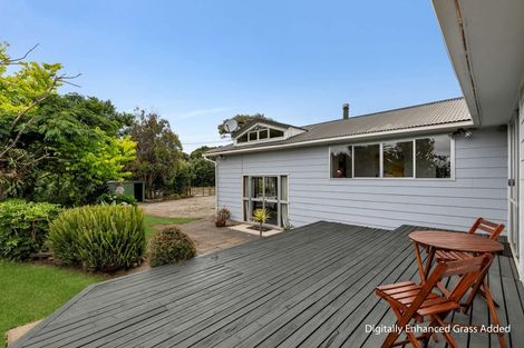 Photo of property in 3265 South Head Road, South Head, Helensville, 0874