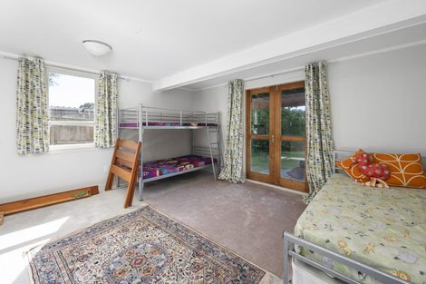 Photo of property in 6 Tirita Street, Kawaha Point, Rotorua, 3010