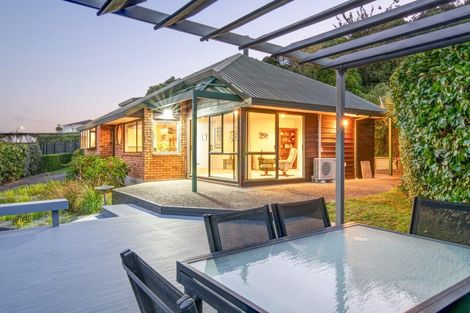 Photo of property in 99 Waldorf Crescent, Orewa, 0931
