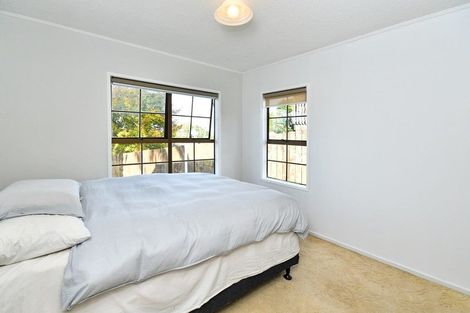 Photo of property in 28 Mcquarrie Avenue, Wattle Downs, Auckland, 2103
