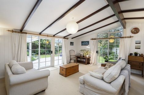 Photo of property in 5 Prudence Place, Oakura, 4314