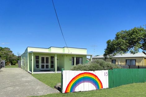 Photo of property in 15 Rangitane Street, Himatangi Beach, Foxton, 4891