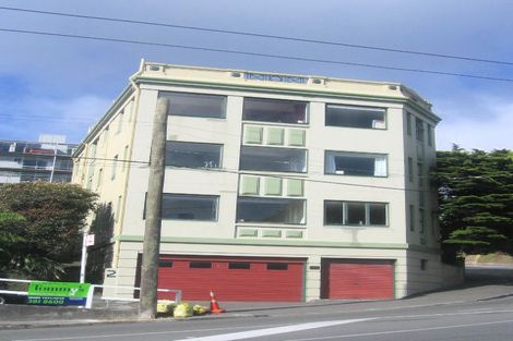 Photo of property in 1/2 Brooklyn Terrace, Brooklyn, Wellington, 6021