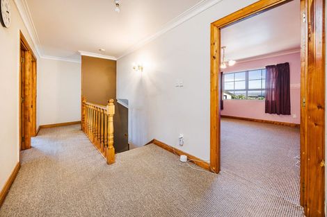 Photo of property in 9 Samara Place, Clendon Park, Auckland, 2103