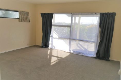 Photo of property in 16 Orewa Heights Crescent, Orewa, 0931