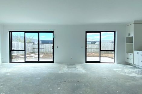 Photo of property in 9 Carronade Street, Papamoa Beach, Papamoa, 3118