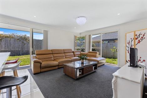 Photo of property in 16 Blanche Road, Papamoa Beach, Papamoa, 3118