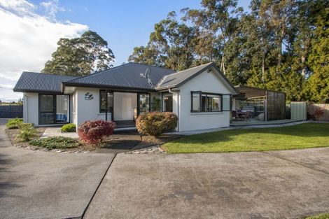 Photo of property in 10 Bransley Grove, Katikati, 3129