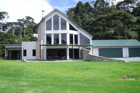 Photo of property in 122-126 Carter Road, Oratia, Auckland, 0604