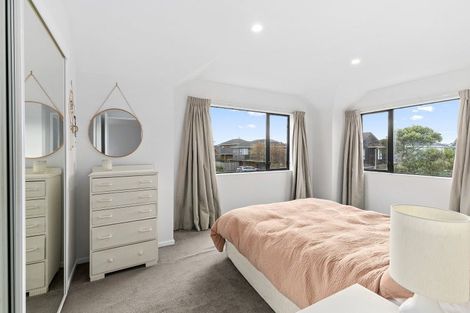 Photo of property in 5 Shastri Terrace, Khandallah, Wellington, 6035