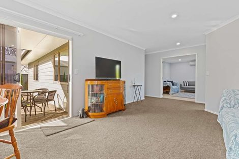 Photo of property in 8 Donegal Place, Katikati, 3129