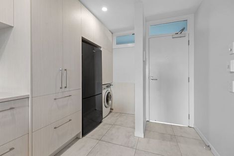 Photo of property in 2-06/424 Maunganui Road, Mount Maunganui, 3116