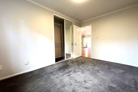 Photo of property in 7 Mcfetridge Place, Hillcrest, Auckland, 0627