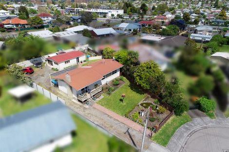 Photo of property in 26 Fenruss Street, Fairy Springs, Rotorua, 3015