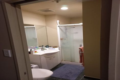 Photo of property in Atrium Towers, 1p/154 The Terrace, Wellington Central, Wellington, 6011