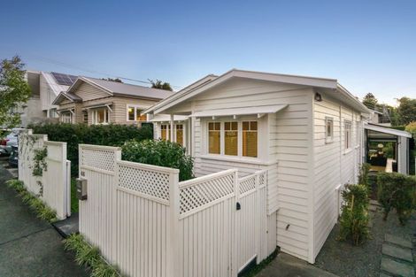 Photo of property in 46 Cumberland Avenue, Westmere, Auckland, 1022