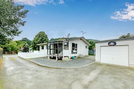 Photo of property in 1/48 Ruapehu Street, Paraparaumu, 5032