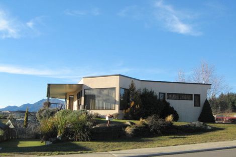 Photo of property in 95 Plantation Road, Wanaka, 9305