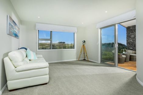 Photo of property in 45 Bounty Road, Long Bay, Auckland, 0630