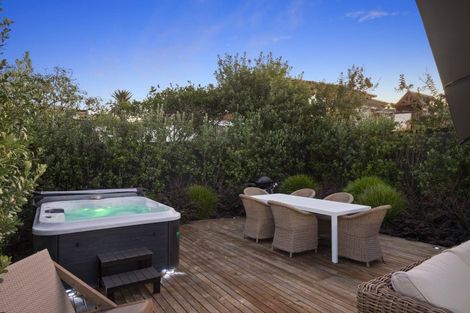 Photo of property in 192 Kitchener Road, Pukekohe, 2120