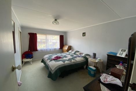 Photo of property in 16 Matai Place, Hawera, 4610