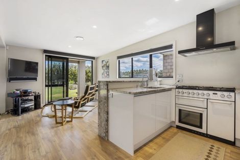 Photo of property in 192 Ellett Road, Karaka, Papakura, 2580