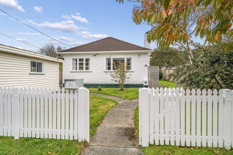 Photo of property in 74 Bledisloe Crescent, Wainuiomata, Lower Hutt, 5014