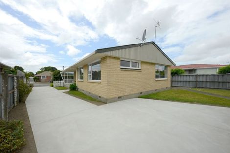 Photo of property in 66 Daniels Road, Redwood, Christchurch, 8051