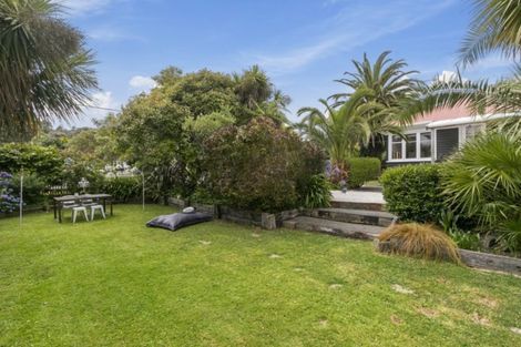 Photo of property in 2 Rowe Parade, Wainuiomata, Lower Hutt, 5014