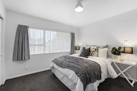 Photo of property in 142a Newlands Road, Newlands, Wellington, 6037