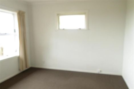 Photo of property in 11 Jellicoe Road, Murrays Bay, Auckland, 0630