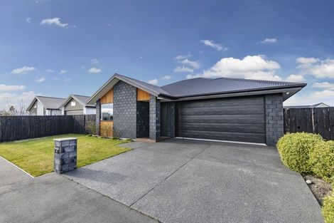 Photo of property in 41 Selfe Crescent, Burwood, Christchurch, 8083