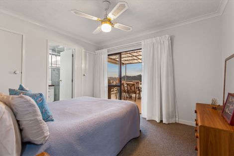 Photo of property in 70 Pemberton Avenue, Bayview, Auckland, 0629