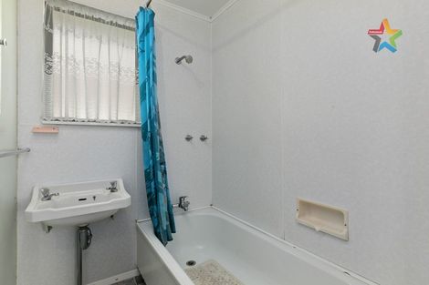 Photo of property in 59 Chapman Crescent, Naenae, Lower Hutt, 5011