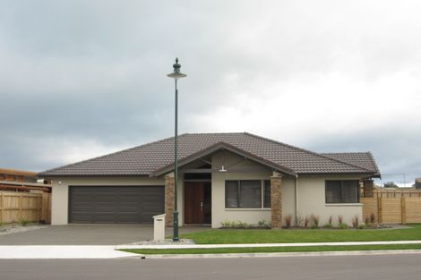 Photo of property in 71 Hillcrest Road, Raumati Beach, Paraparaumu, 5032