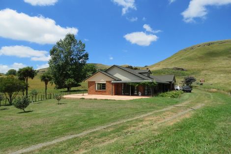 Photo of property in 1795 Dartmoor Road, Dartmoor, Napier, 4186