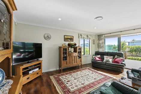 Photo of property in 10 Gladys Place, Levin, 5510