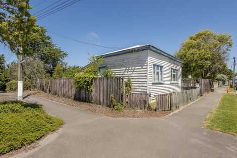 Photo of property in 210 Edgeware Road, Edgeware, Christchurch, 8013