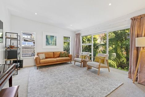 Photo of property in 92a Beach Road, Castor Bay, Auckland, 0620